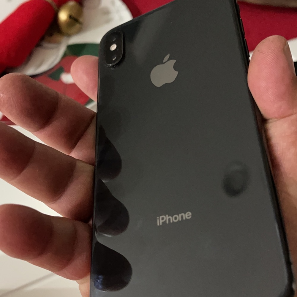 Perfect conditions unlock iPhone XMax 256GB